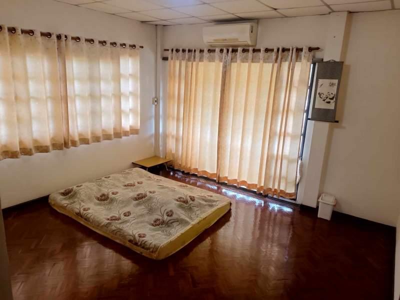 Spacious 4-Bedroom House for Sale in Rop Wiang, Chiang Rai - House in Chiangrai