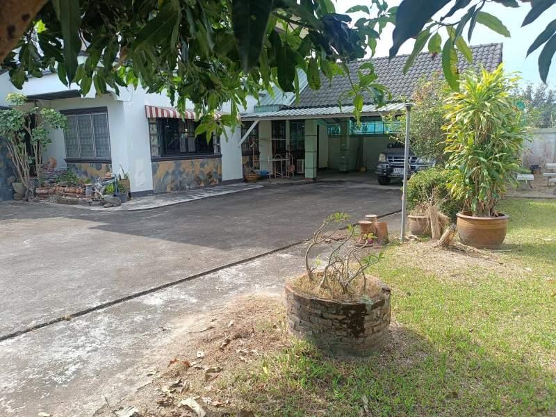 Spacious 4-Bedroom House for Sale in Rop Wiang, Chiang Rai - House in Chiangrai