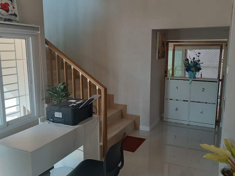 Modern 5-Bedroom Villa for Sale in Mueang Chiang Rai - Modern 5-Bedroom Villa 