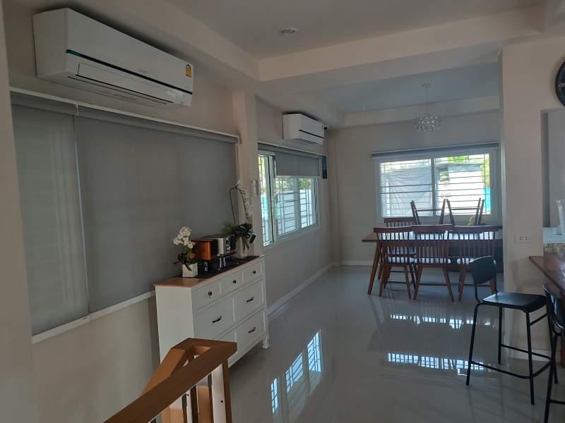 Modern 5-Bedroom Villa for Sale in Mueang Chiang Rai - Modern 5-Bedroom Villa 