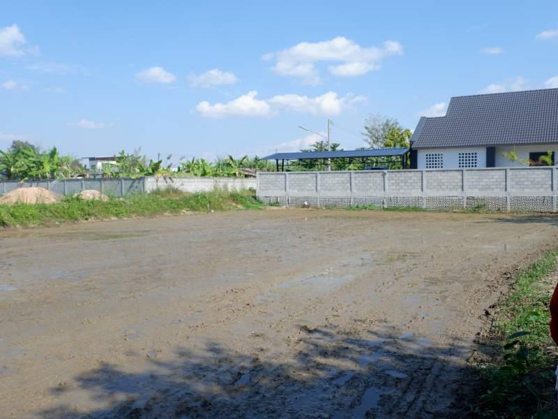 Prime 5 Rai Plot with River, few Minutes from White Temple! - SANSAI LAND FOR SALE