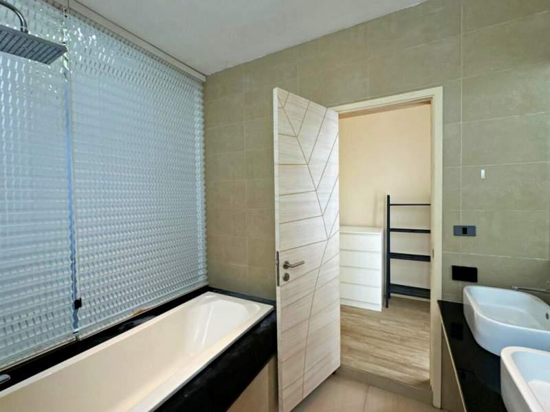 Hot Deal! 2-Bedroom Villa for Sale in Rawai / Nai Harn - Villa Luxury Nai Harn