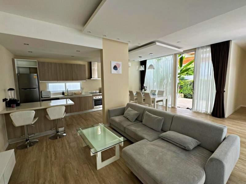 Hot Deal! 2-Bedroom Villa for Sale in Rawai / Nai Harn - Villa Luxury Nai Harn