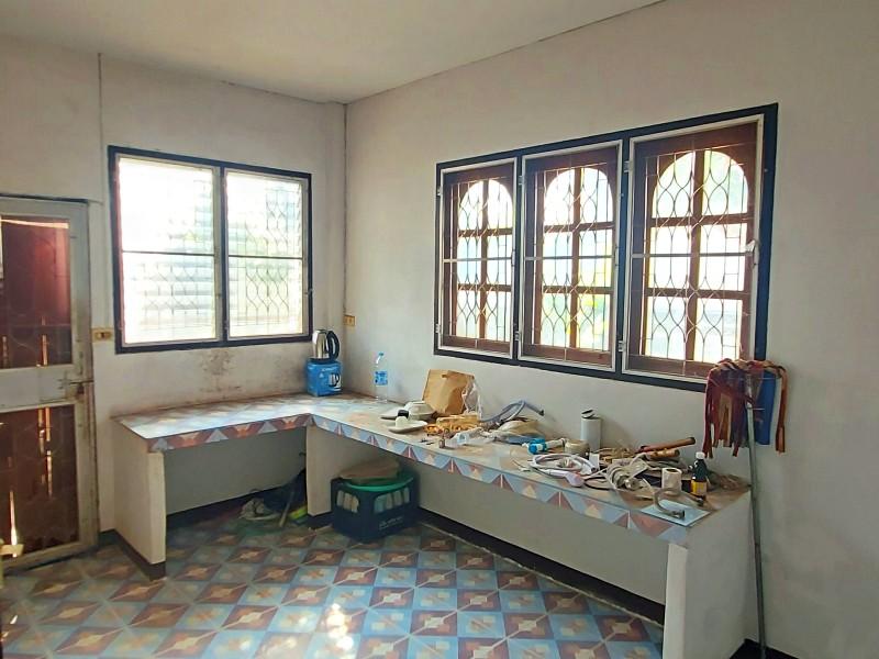 Renovation Opportunity: 2-Bedroom House in Sansai, Chiang Rai - Image# 4