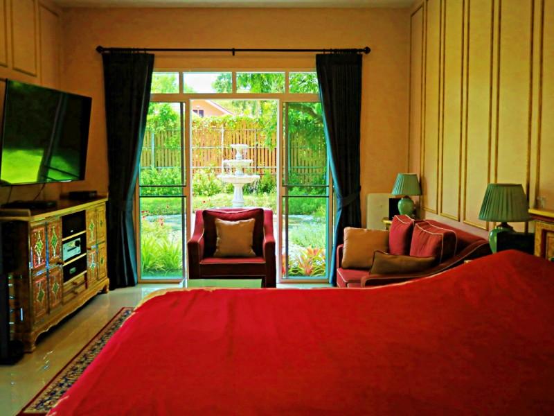 Luxury Modern Villa with Private Cellar in Rob Wiang, Chiang Rai - Luxury house in Chiangrai City