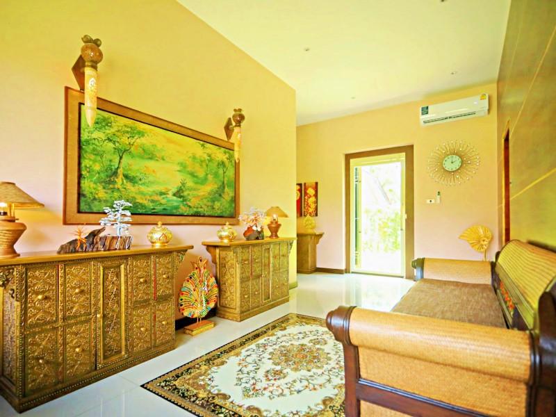 Luxury Modern Villa with Private Cellar in Rob Wiang, Chiang Rai - Luxury house in Chiangrai City