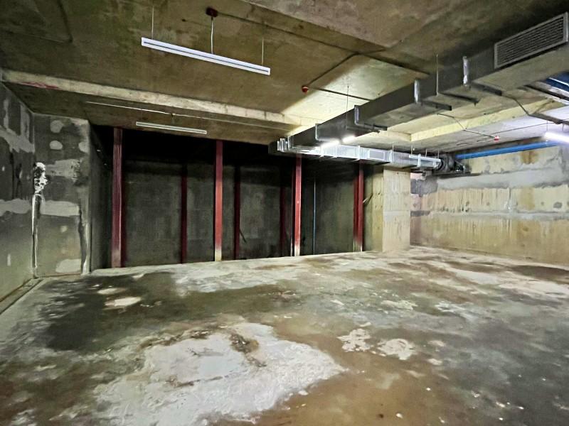 Prime Commercial Space for Rent on Sukhumvit 38 - Ideal Location - Bangkok Business for rent