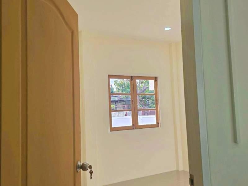 Spacious 3-Bedroom House for Sale in San Sai, Chiang Rai - Near Central Plaza - New house San Sai