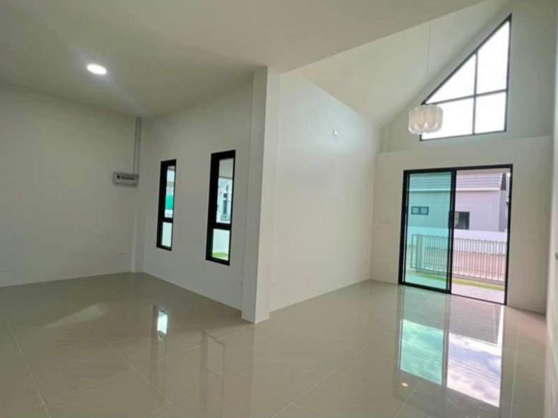2-Bedroom House for Sale in OK Town, Ban Du, Chiang Rai - Near Chiang Rai International Christian School - New house Bandu area