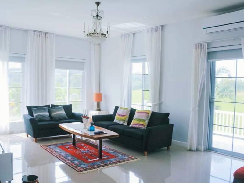 HOUSE FOR SALE - HOUSE WITH POND